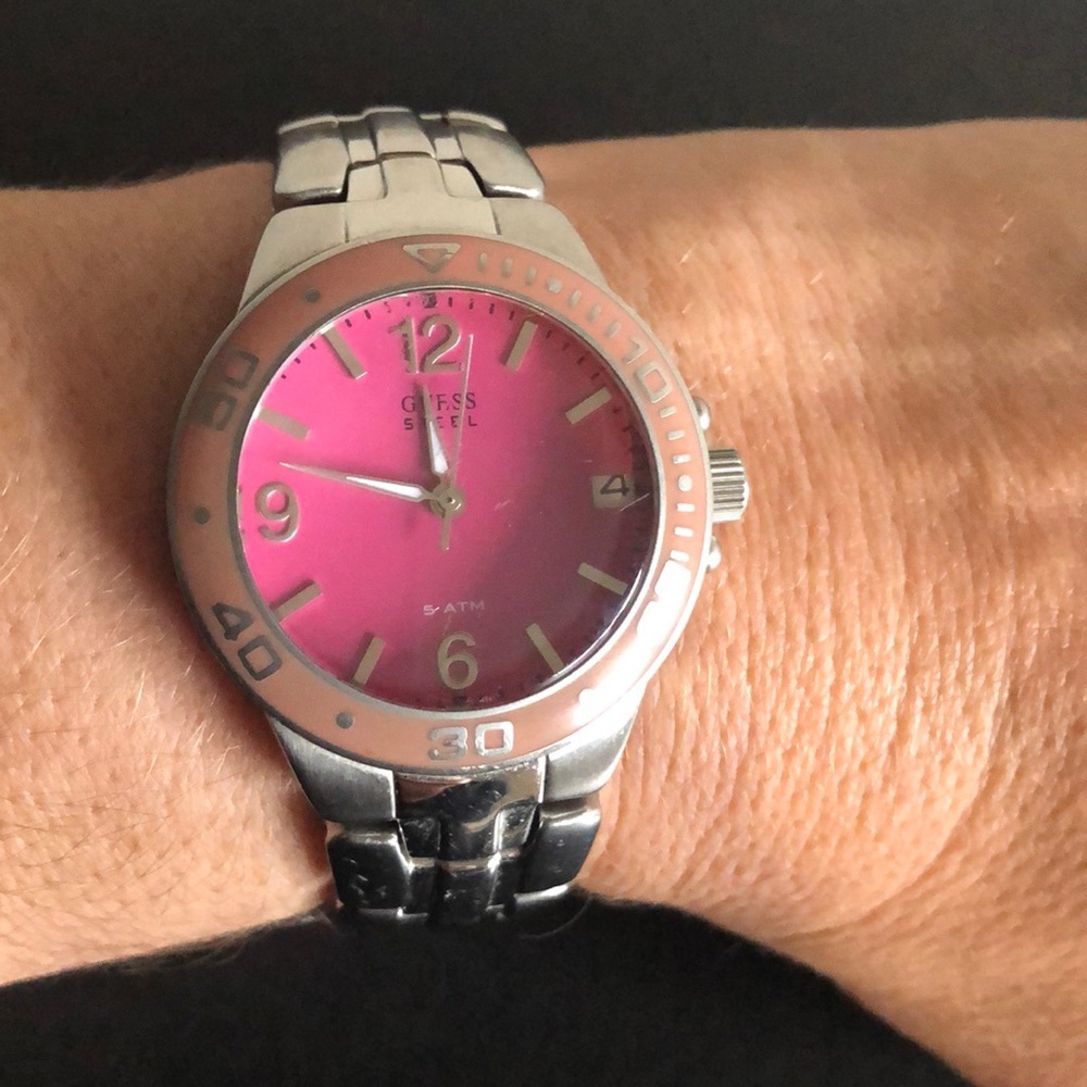 GUESS watch - Picture 3 of 5